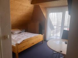 Hotel / Gaststätte Jonen‘s Eck，位于Niederzier的酒店