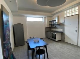 Dbe apartment LA SIRENA，位于滨海弗兰卡维拉的酒店