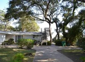 COTTAGE BY THE SEA - Unit A Duplex