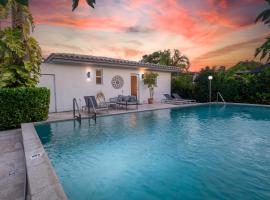 Perfect Beach Home For A Family Getaway Wpool!，位于迈阿密海滩的乡村别墅