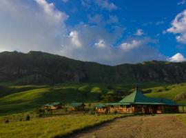 Greenfire Drakensberg Lodge，位于Bonjaneni的山林小屋