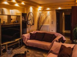 Bojana' s luxury house，位于拉里萨的酒店
