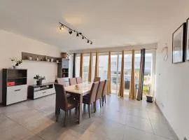 Large Central Apartment Near Valletta & Seafront