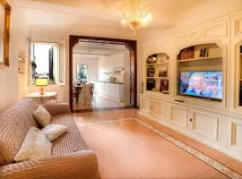 Dama charming apartment 100m from Piazza del Campo