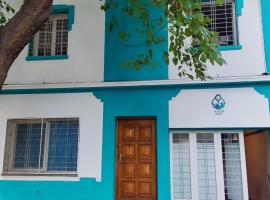 VI&VI HOSTEL MENDOZA，位于门多萨的酒店