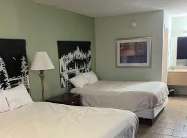 Days Inn by Wyndham Branson Near Theatre District