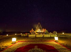 Chigaga Desert Camp，位于姆哈米德伊利奇国家公园附近的酒店