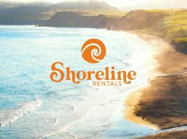 THE SHORELINE- Beach Access, Ocean Views, Private，位于科迪亚克的公寓