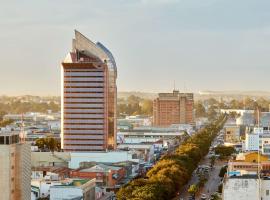 Hilton Garden Inn Society Business Park，位于卢萨卡肯尼思·卡翁达国际机场 - LUN附近的酒店