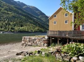 Sjøgata Riverside Rental and Salmon Fishing