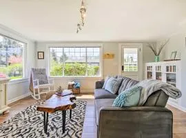 Salty Dog Cottage in Netarts with Deck