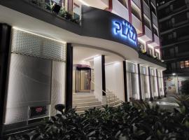 Hotel Plaza，位于佩斯卡拉的酒店