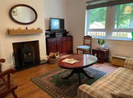 Lovely little house in Yarrowford - Yarrow Valley，位于Broadmeadows的酒店