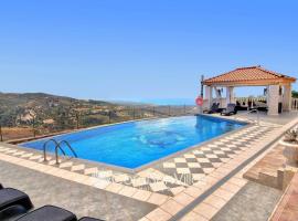 Elegant Huge Villa Large Pool, Ideal For Weddings，位于卡西卡斯的度假短租房