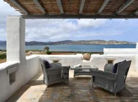 SUNRAY Paros Beach front 2 bedroom house next to kite sports