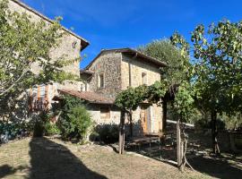 Country Holiday House pet friendly near Florence and Mugello Tuscany with garden and panorama，位于毕威格利亚努的酒店