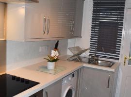 Kelpies Serviced Apartments- Cromwell Apt，位于福尔柯克的公寓