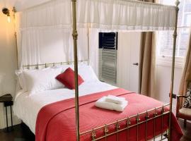 Maids Guest Rooms，位于基尤的酒店