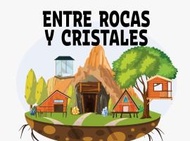 Entre Rocas y Cristales，位于拉基拉的酒店