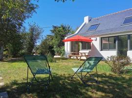 Spacieuse maison neuve avec jardin, proche plage de Donnant à Bangor - FR-1-418-215，位于班戈的酒店