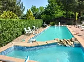 Le clos des cigales les lauriers roses