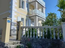 Apartment in Ika with sea view, balcony, air conditioning, WiFi 5025-2