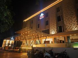 Hotel Ruturaj Regency，位于Dhule的酒店