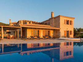 Astarte Villas - Diva Affluence with Private Pool，位于Korithion的酒店