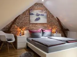 Kleine gemütliche Einliegerwohnung mit Garten und Pool