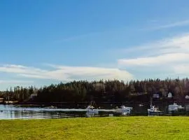 East Wind Inn on the Water