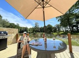 Rowan Boutique Lodge for couples with a dog