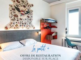 Hôtel The Originals City Le Berry - proche centre-ville - Gare - parking - recharge véhicule，位于布尔日的酒店