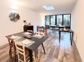 5 Bedroom Lovely Home In Magny-En-Vexin，位于弗克桑地区马尼的酒店