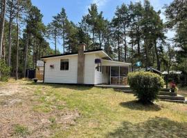 Holiday home YNGSJÖ, SVERIGE II，位于英斯约的酒店