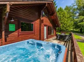 Lady Galloway 30 with Hot Tub