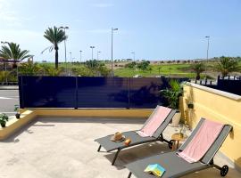 Bahia Meloneras Vista Golf，位于梅罗那瑞斯的度假短租房