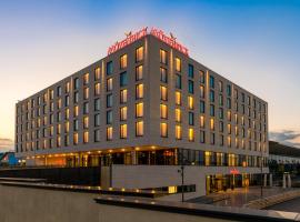 Mövenpick Hotel Stuttgart Messe & Congress，位于斯图加特机场 - STR附近的酒店