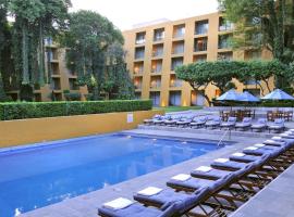 卡米奥真实酒店，位于墨西哥城鲁菲诺塔马约博物馆附近的酒店