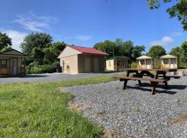 Canal Cabins，位于Paw Paw的酒店