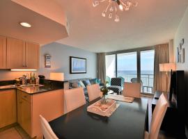 Luxury 2 bedroom 2 bathroom Ocean Front Condo on the 12th floor for 8，位于默特尔比奇的酒店