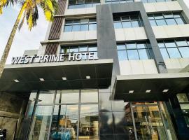 West Prime Hotel，位于卡尔巴约的酒店