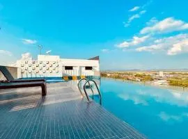 CityViu at Imperio Professional Suites