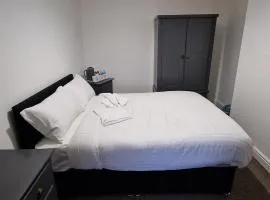 SELF CHECK IN APARTMENT DONCASTER