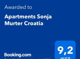 Apartments Sonja Murter Croatia，位于穆泰尔岛的酒店