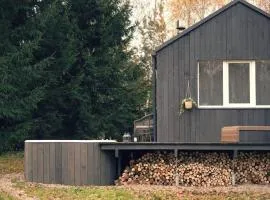 Hand made Off Grid forest Cabin Luna