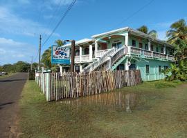 Hotel Rosa Del Mar，位于大玉米岛的酒店