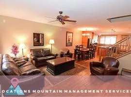 Towering Pines Chalet Comfortable and Cozy Chalet with Spectacular Views