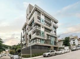 ZEE Studios a 200m da beira-mar norte，位于弗洛里亚诺波利斯的酒店