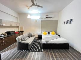 BedChambers Serviced Apartment, Jubilee Hills，位于海得拉巴圣殿庙附近的酒店