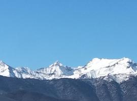 Hotel San Secondo，位于皮内罗洛的酒店